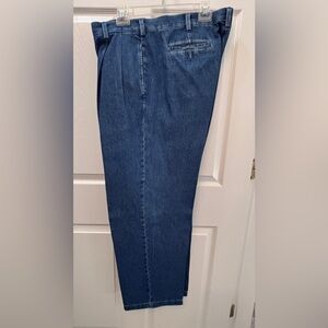 Izod Men's Dress Blue Jeans  size 40x32